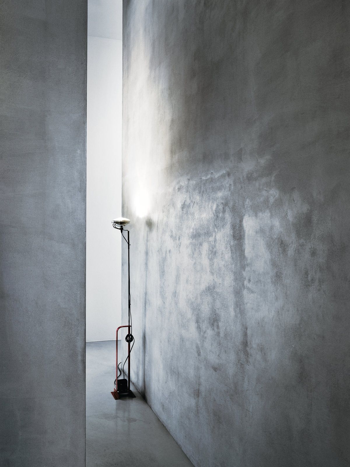 Toio staande lamp van Flos voor indirect licht - Diverse kleuren