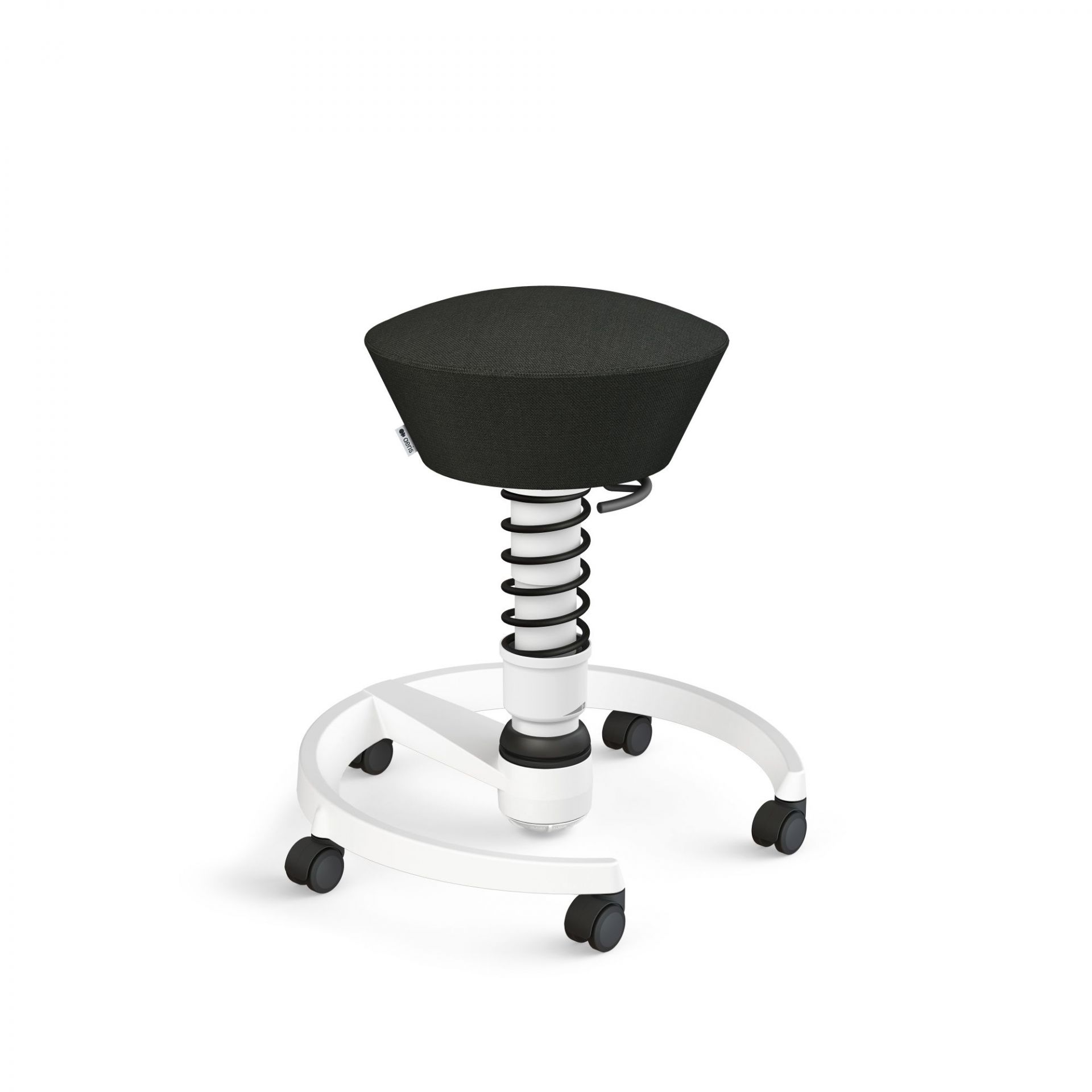 Schwarzer Aeris Swopper Bürostuhl mit Feder und Rollen vor weißem Hintergrund für ergonomisches Sitzen.