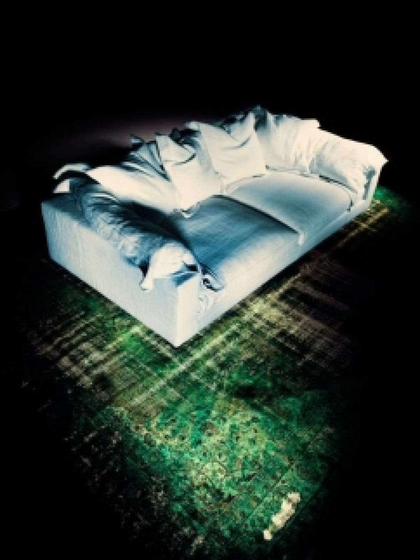 Weißes Nebula Nine Sofa von Moroso Diesel, modernes Design Sofa mit Kissen, 330x140 cm.