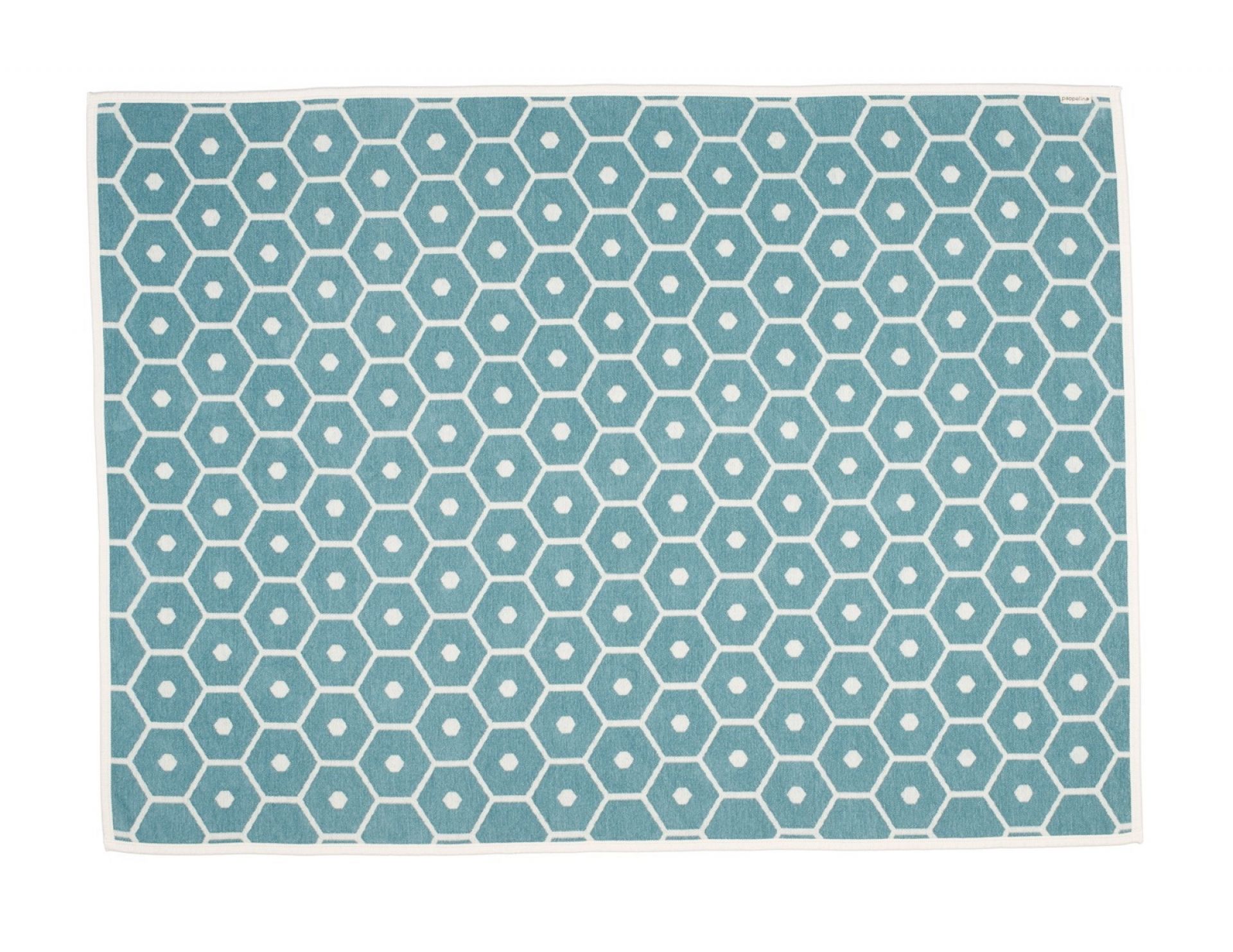 Pappelina Honey Wolldecke 140x180cm mit blauem Sechseckmuster und weißem Rand, hochwertige Wohndecke.