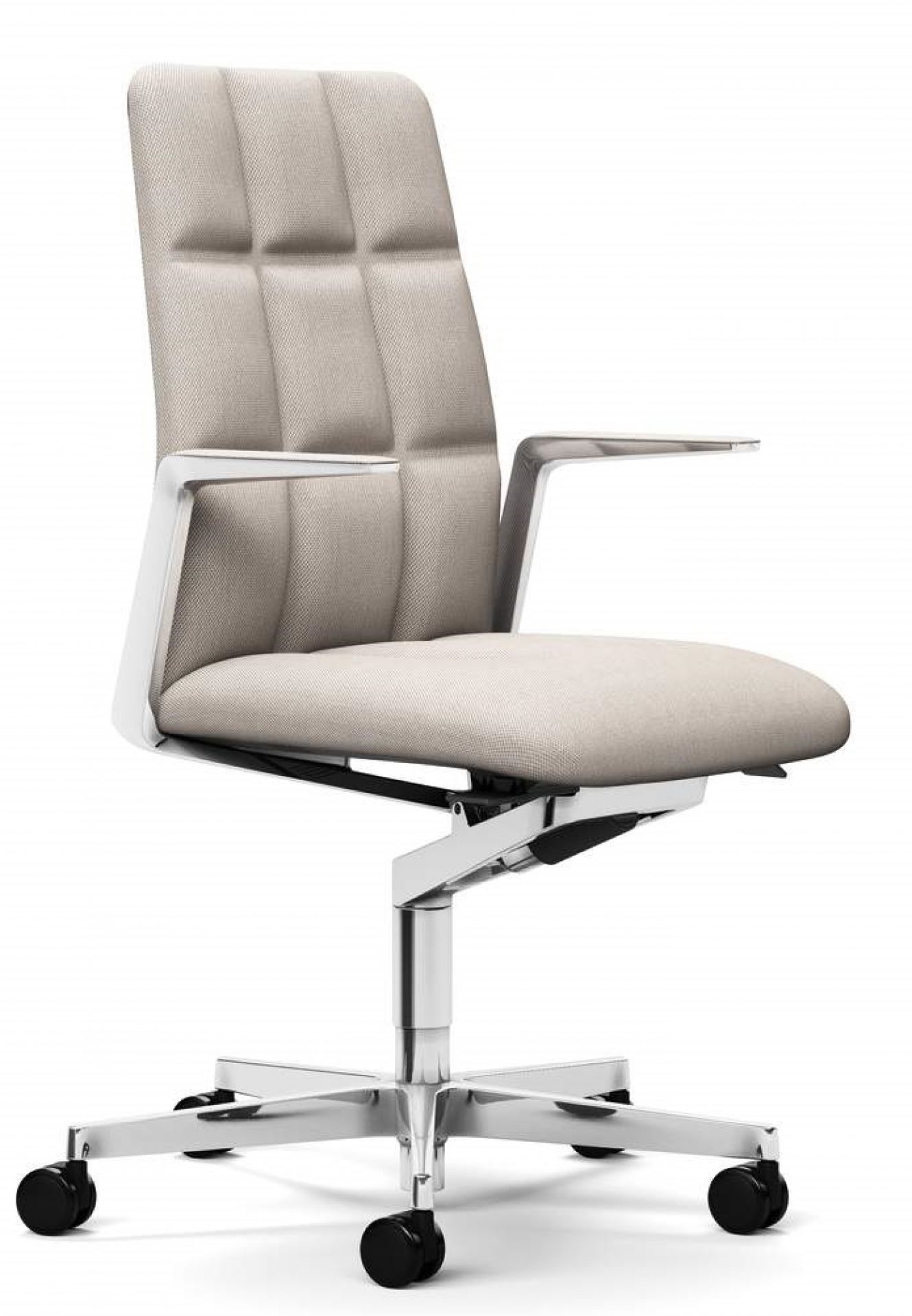 Leadchair Bürodrehstuhl von Walter Knoll mit beigem Stoffbezug, hoher Rückenlehne und silbernem Fußkreuz.