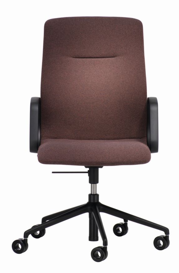 Decide Konferenzstuhl von Wilkhahn mit braunem Stoffbezug, Armlehnen und Rollen für Konferenzräume und Büros.