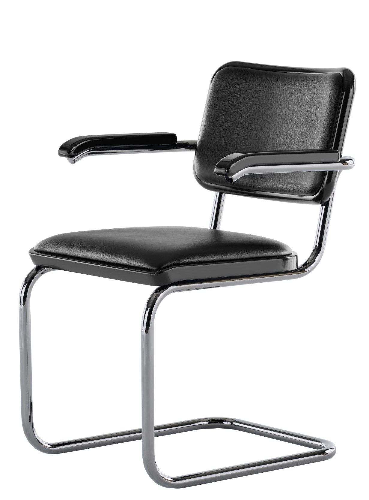 JS. Thonet S 64 P Freischwinger Stuhl mit schwarzem Leder und verchromtem Stahlrohr Gestell.