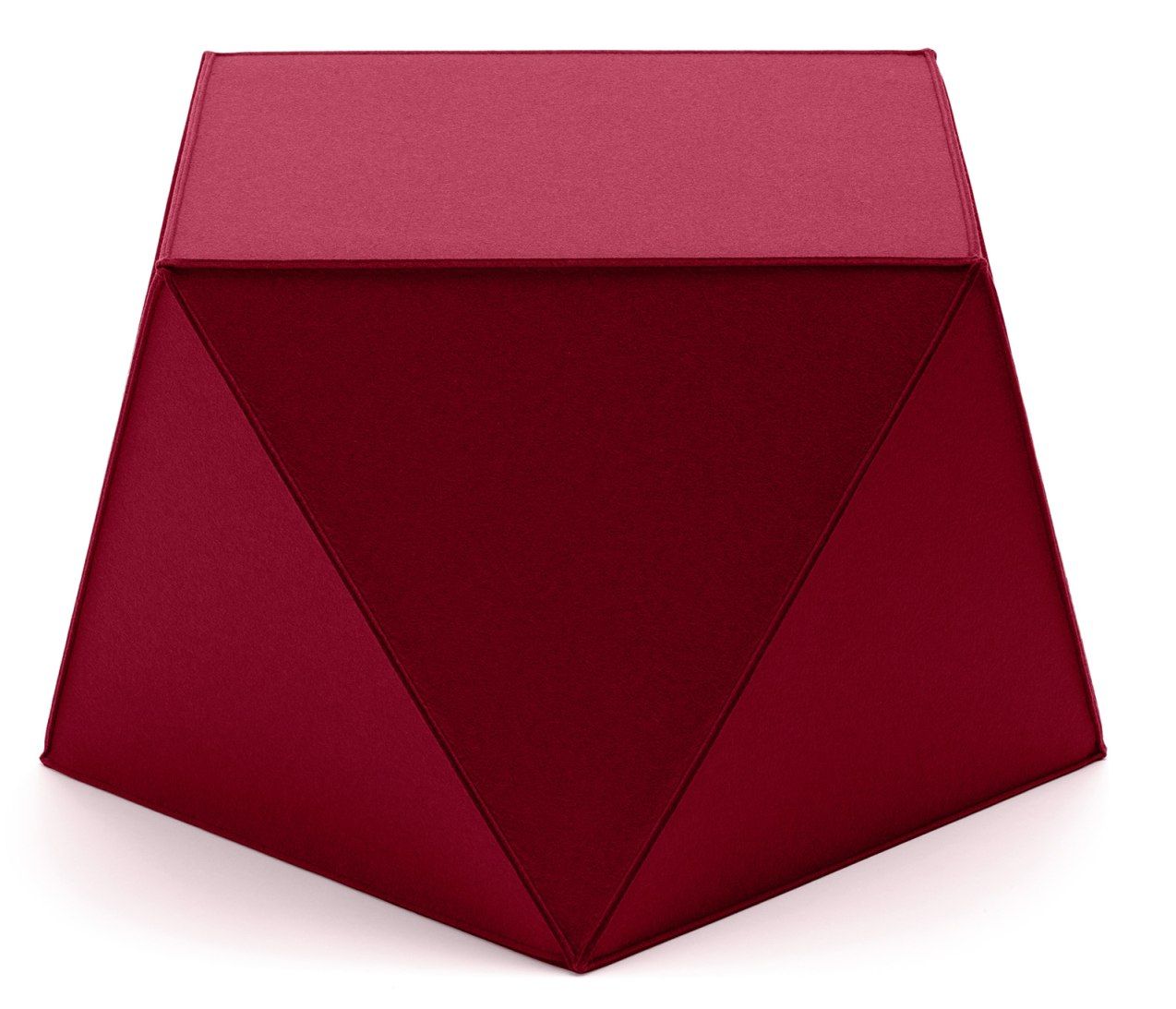 Burgunderroter Diamond Sitzhocker von HEY-SIGN by BWF Group, moderner Filzhocker in geometrischer Form.