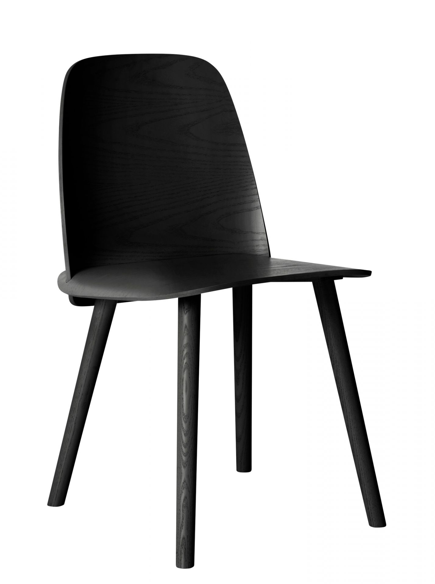 Schwarzer Nerd Chair Stuhl von Muuto, moderner Holzstuhl mit minimalistischem Design für Esszimmer und Büro.