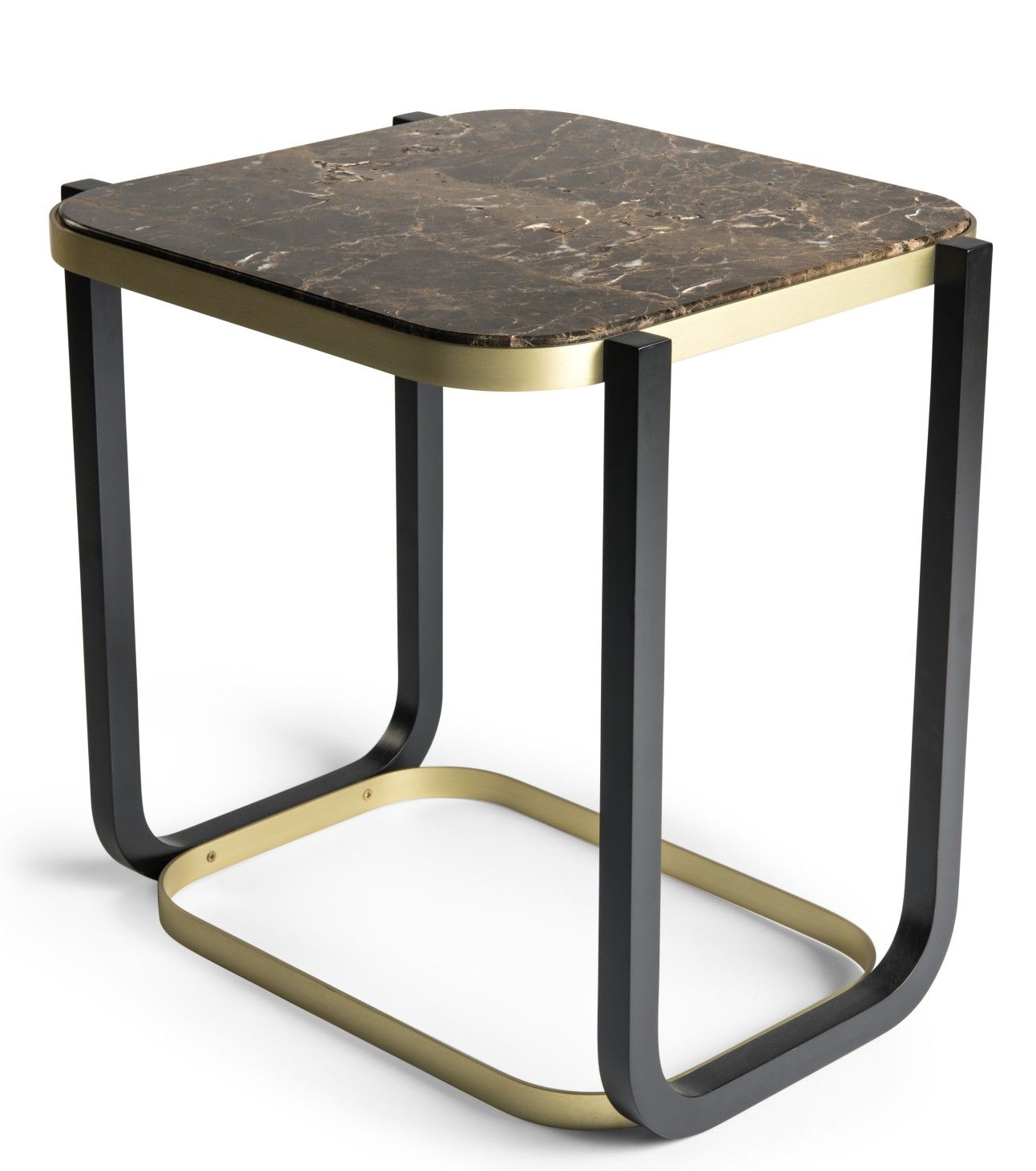Duet A Beistelltisch von Wiener GTV Design mit Marmorplatte und schwarzem Metallgestell mit goldenen Akzenten.