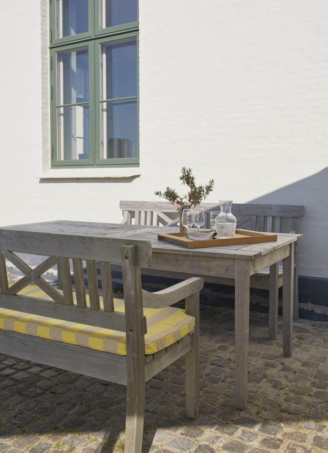 Drachmann Table eettafel voor buiten Skagerak by Fritz Hansen 