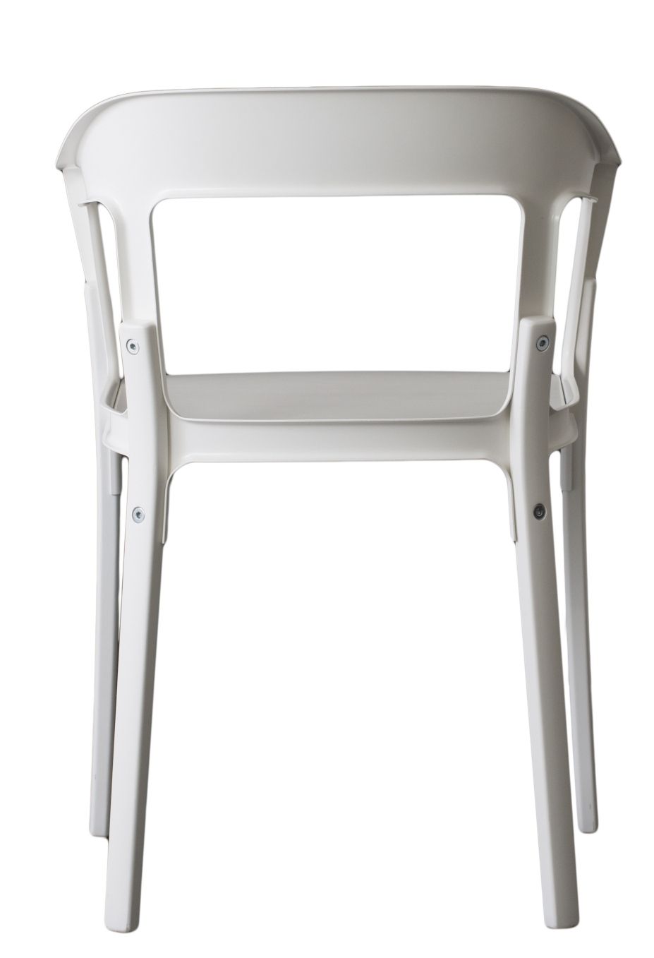 Rückansicht des weißen Steelwood Chair Stuhls von Magis, moderner Designstuhl für Esszimmer und Wohnbereich.