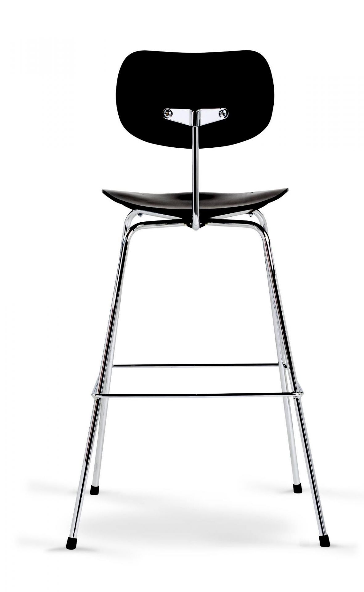 SB 68 Barhocker von Wilde+Spieth, Buche klar lackiert, Chromgestell, modernes Design für Küche und Bar.