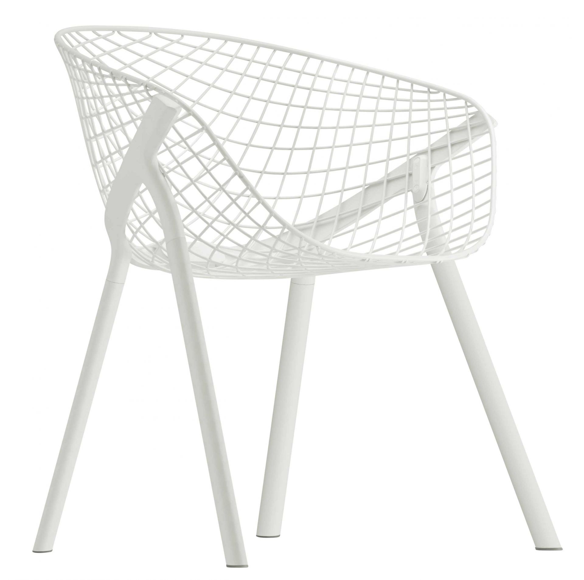 Weißer Kobi Chair Stuhl mit Drahtgeflecht-Sitzschale und vier Beinen, modernes Design für Wohnen und Büro.