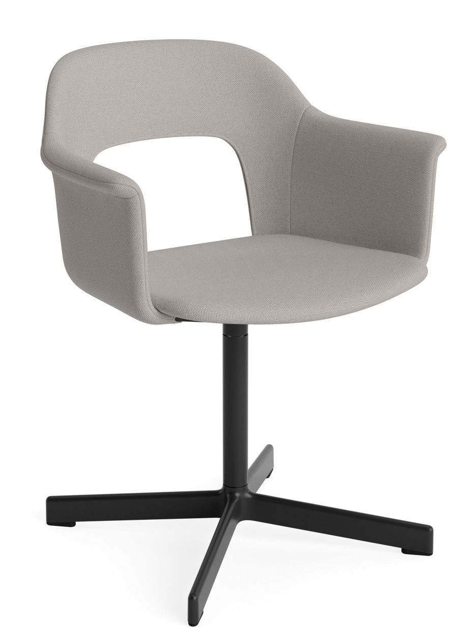 Layout Armchair von Hay, grauer Bürostuhl mit Armlehnen und schwarzem Drehfuß.