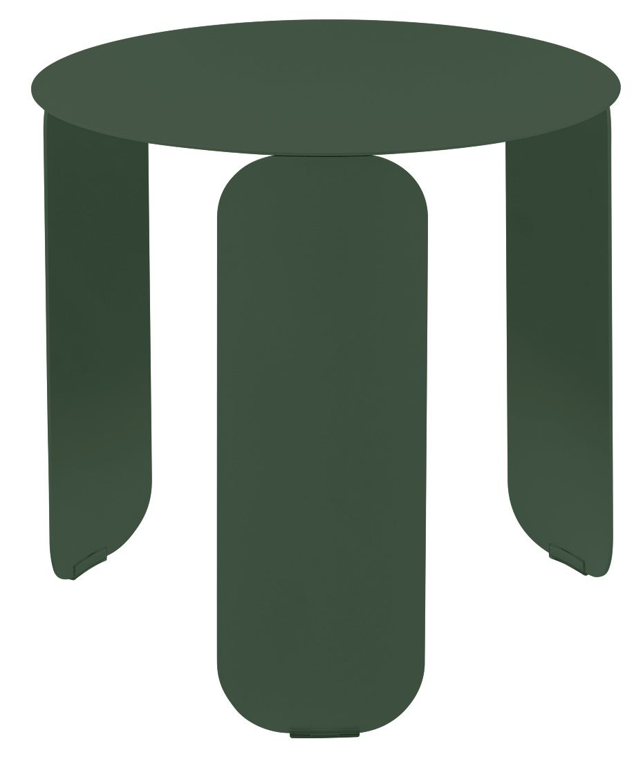 Bebop Low Table von Fermob, grüner Outdoor Beistelltisch mit runder Tischplatte und modernem Design.