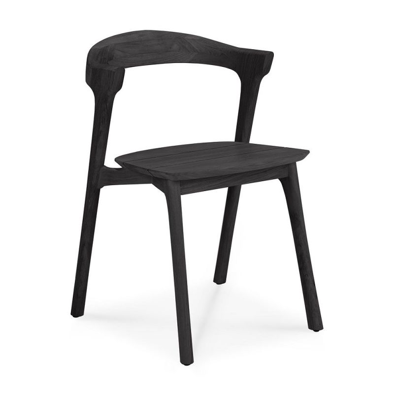 Bok Stuhl aus Teakholz, schwarz lackiert, von Ethnicraft. Moderner Holzstuhl für den Außenbereich.
