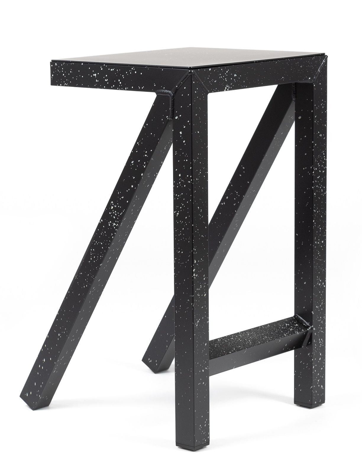 Bureaurama Hocker von Magis, schwarzer Barhocker mit weiß gesprenkelter Oberfläche und geometrischem Design für moderne Einrichtung.
