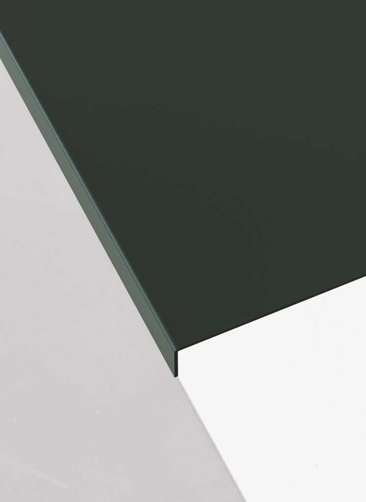 Detailaufnahme des Apex Regals 80cm von New Tendency, hellgraue Metalloberfläche und minimalistisches Design.