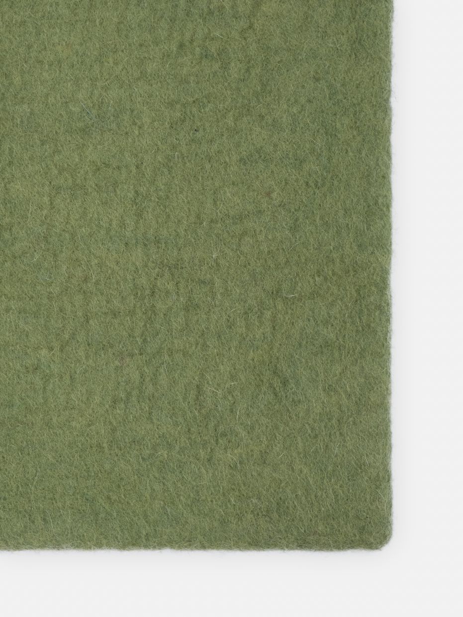 Mono rechthoekig viltkleed 160 x 230 cm myfelt Kaspar (groen)