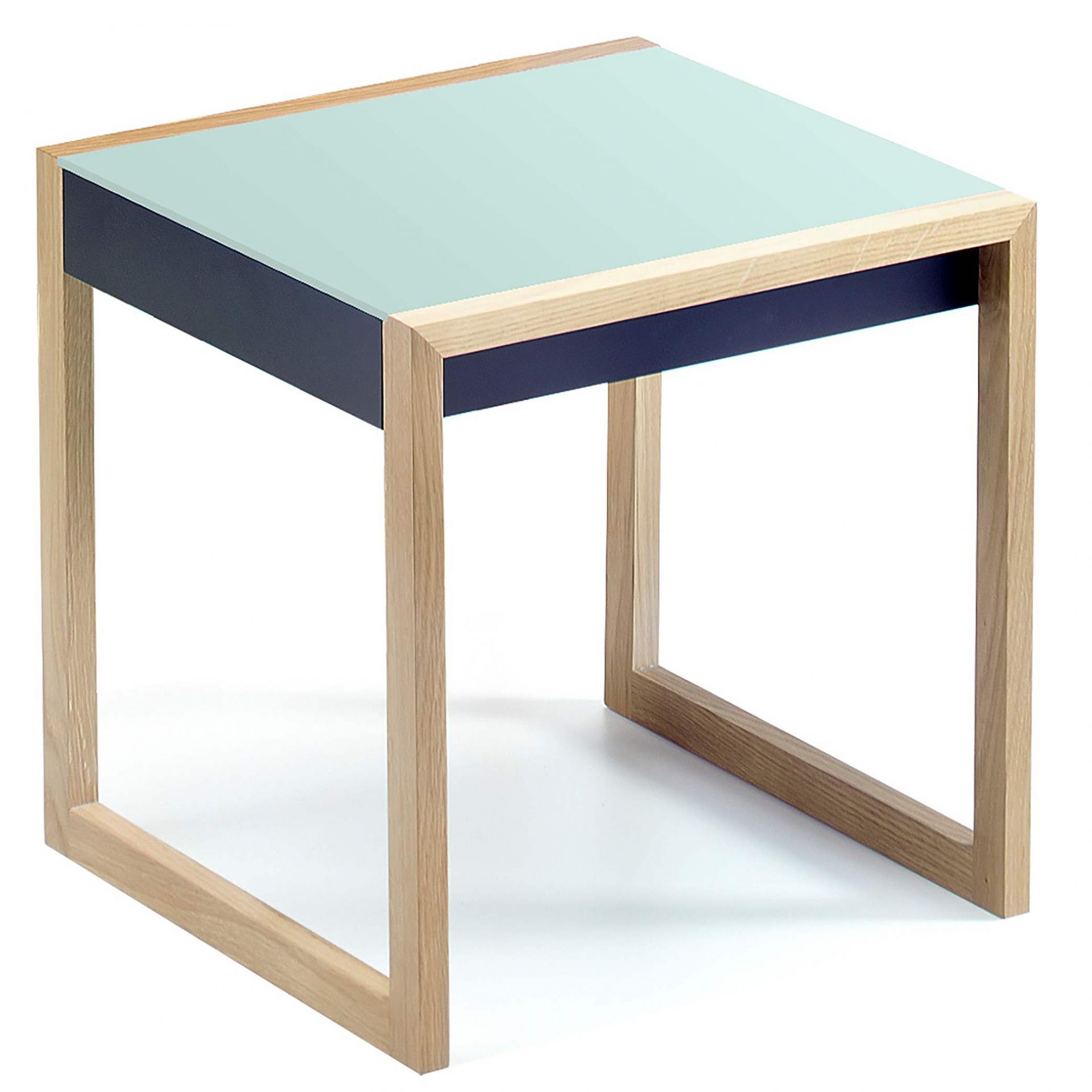 Bauhaus Satztisch von Klein & More mit mintgrüner Tischplatte und hellem Holzgestell.