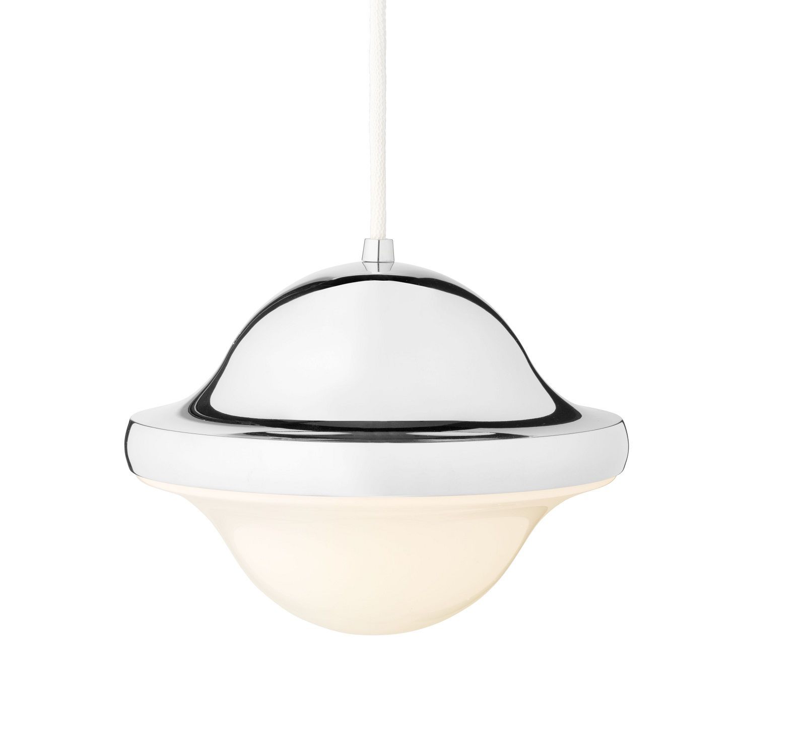 HK20 Bubi Pendelleuchte von Carl Hansen & Søn: Verchromte Hängelampe mit weißem Opalglas.