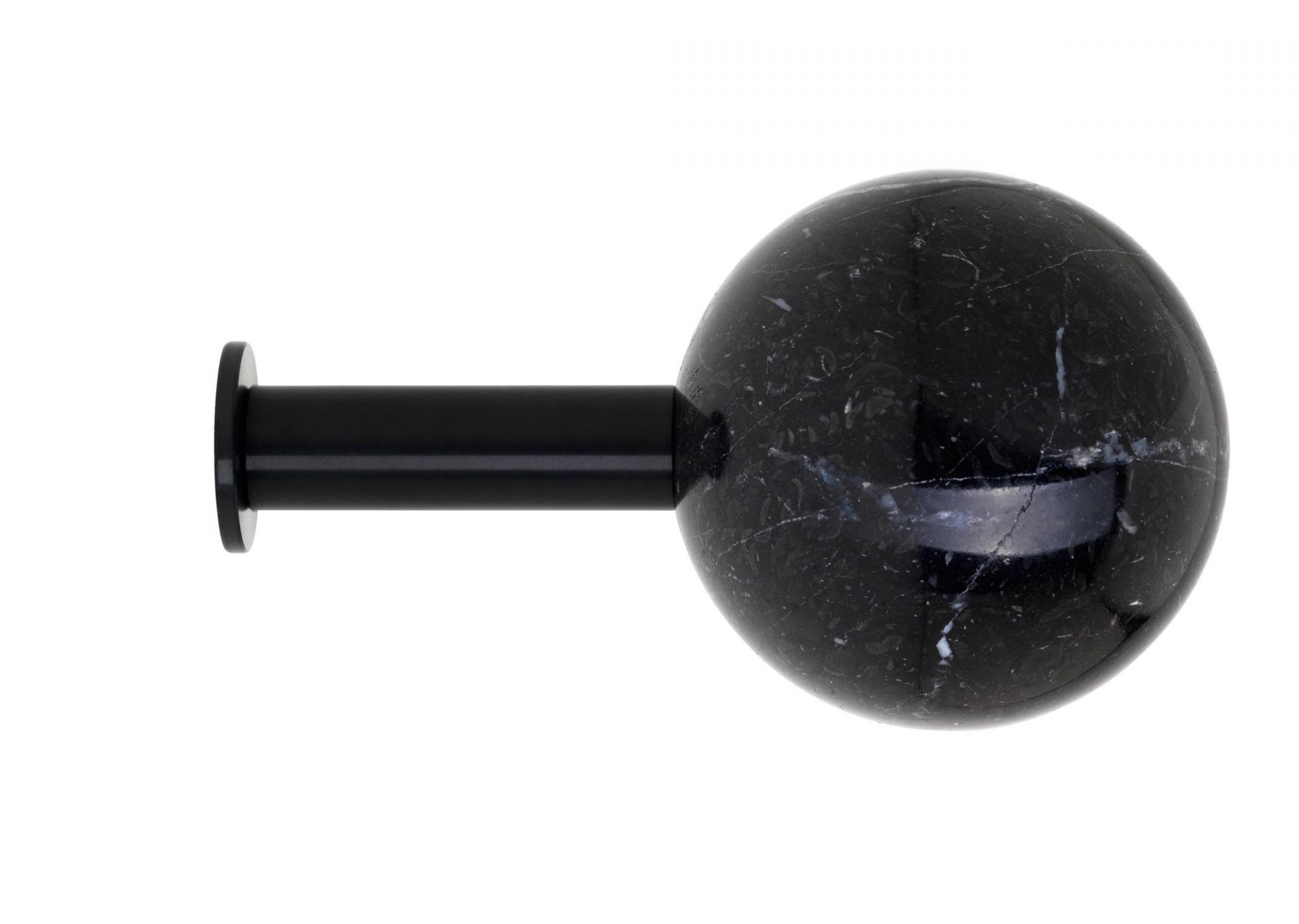 Schwarzer Dots Stone Wandhaken von Schönbuch, moderner Garderobenhaken aus Stein und Metall.