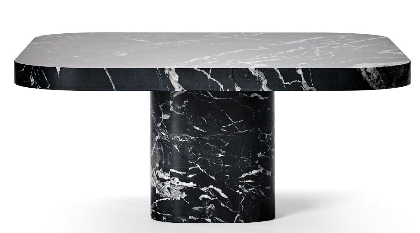 Bow Coffee Table Couchtisch No. 3 ClassiCon aus Marmor, quadratische Tischplatte und zylindrischer Fuß.