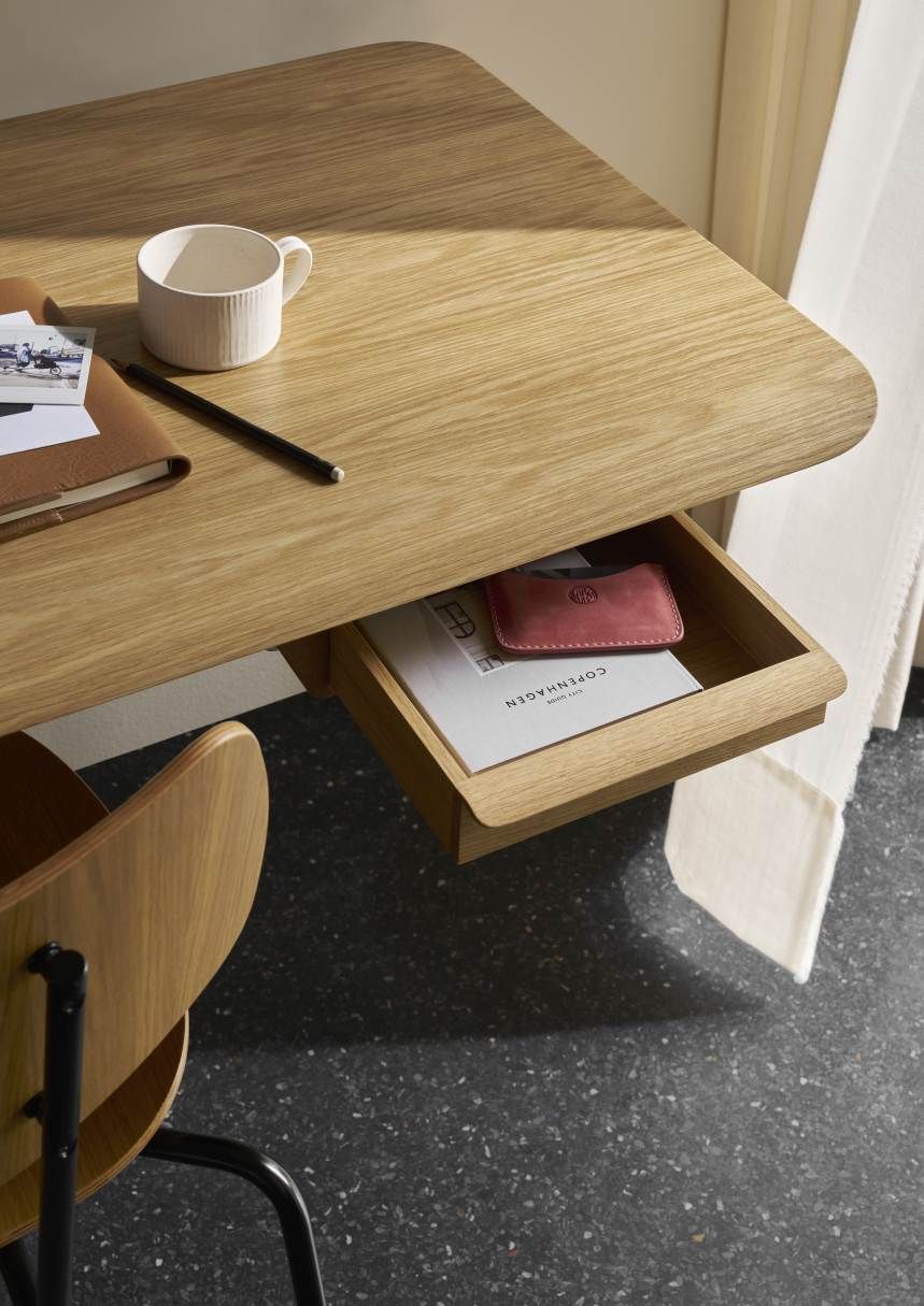 AB019 Wall Desk wandbureau van Carl Hansen & Søn