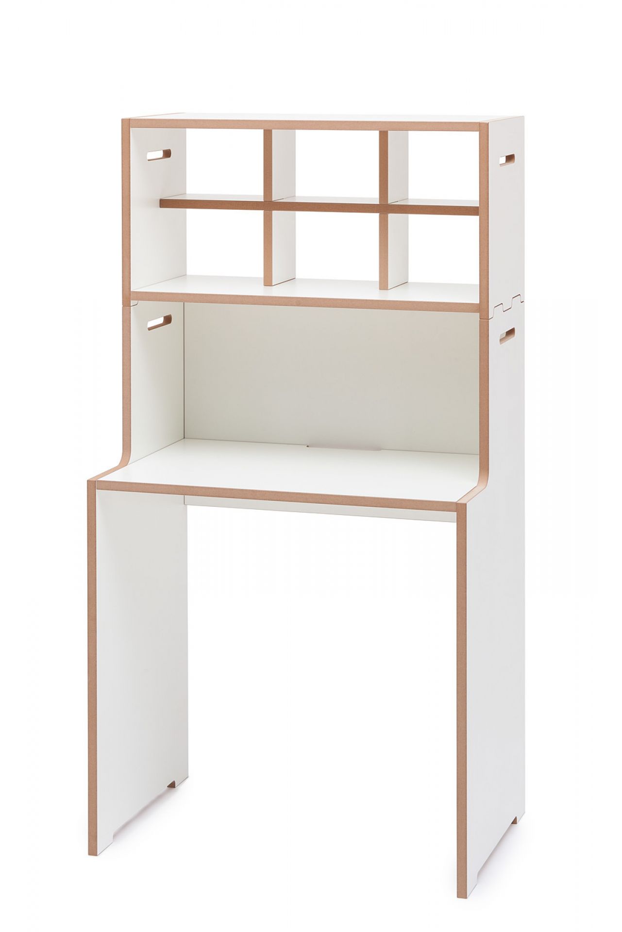 Weißer Tojo Schreibtisch mit Aufsatzregal aus Holz, modernes Design für Büro und Arbeitszimmer.