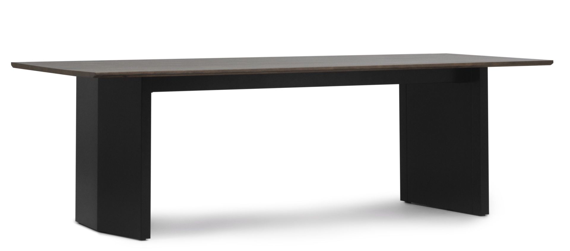 Normann Copenhagen Panel Tisch, Esstisch mit dunkler Holzplatte und schwarzen Beinen, modernes Design.
