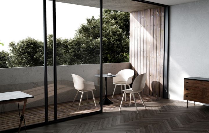 Beetle Chair eetkamerstoel voor buiten New Beige Gubi