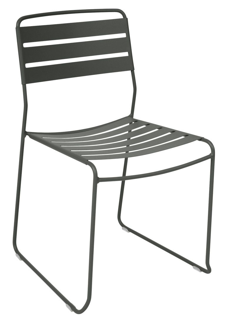 Fermob Surprising Chair Outdoor Stuhl aus anthrazitfarbenem Metall, minimalistisches Design mit horizontalen Streben.