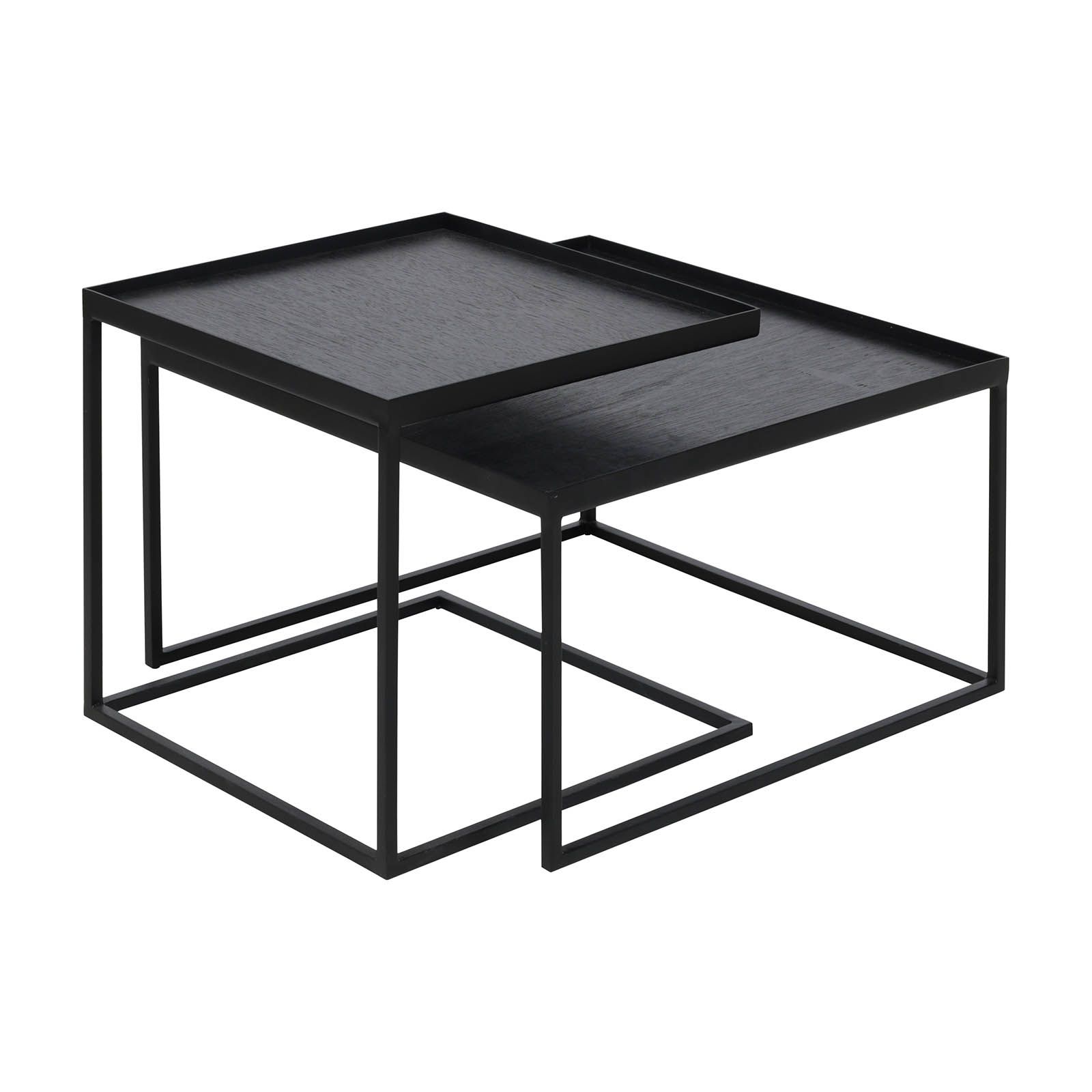 Quadratischer, schwarzer Couchtisch im 2er-Set von Ethnicraft. Moderner Beistelltisch aus Holz und Metall für Wohnzimmer.