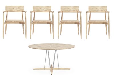 Embrace Outdoor Dining Set von Carl Hansen & Søn: Vier Holzstühle und runder Holztisch.