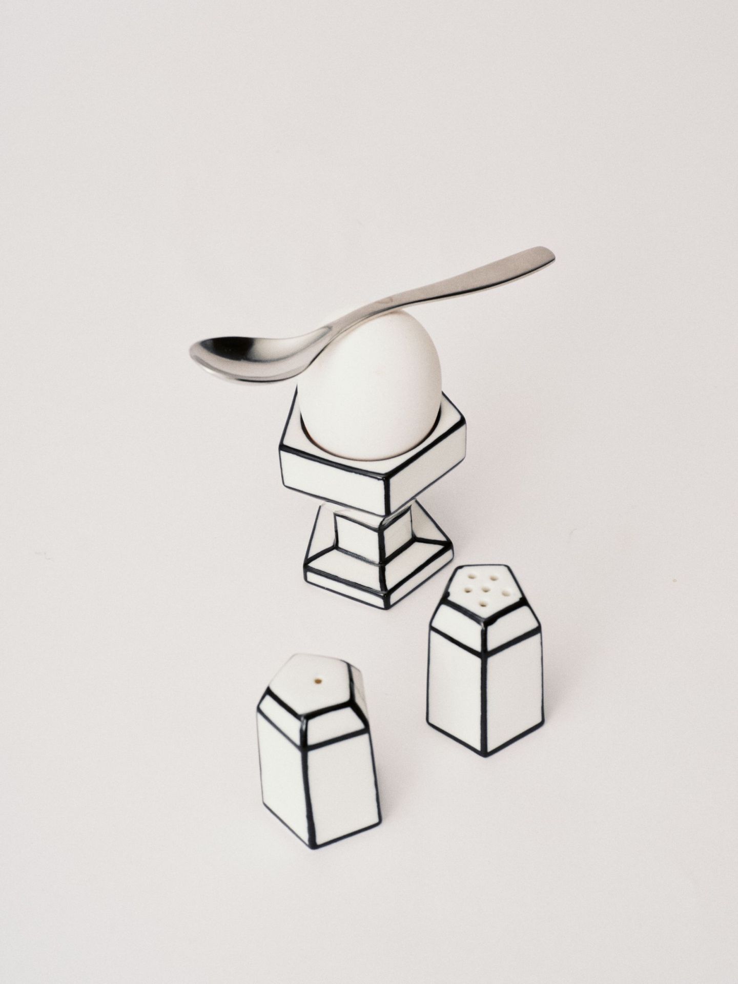 Serax Witte/Zwarte Eiercups Carte Blanche   