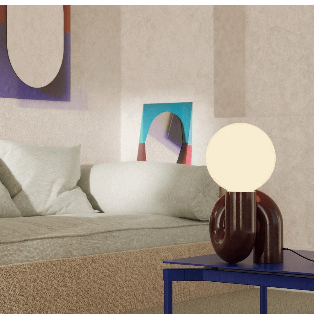 Neotenic Large Table Lamp von Petite Friture, braune Designer Tischleuchte mit runder Glühbirne.