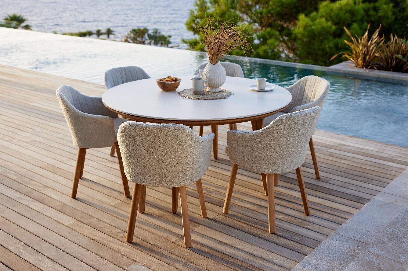 Aspect Table ronde eettafel voor buiten van Cane-Line 