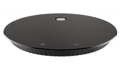 Schwarze Alessi Küchenwaage MDL16 Plissé, digitale Waage mit runder Glasoberfläche für präzises Wiegen.