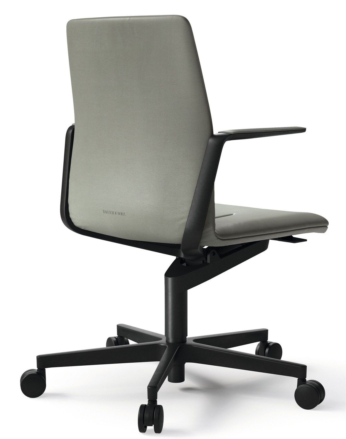 Walter Knoll Leadchair Bürostuhl mit Armlehnen und schwarzem Fünfsternfuß, grauer Bezug.