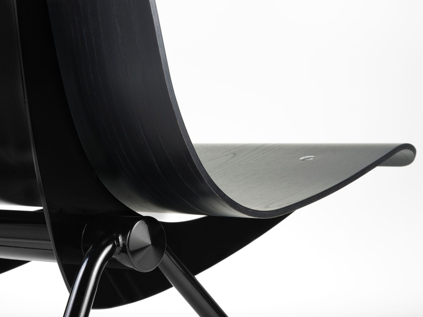 Antony Stoel Limited Edition 2026 Vitra