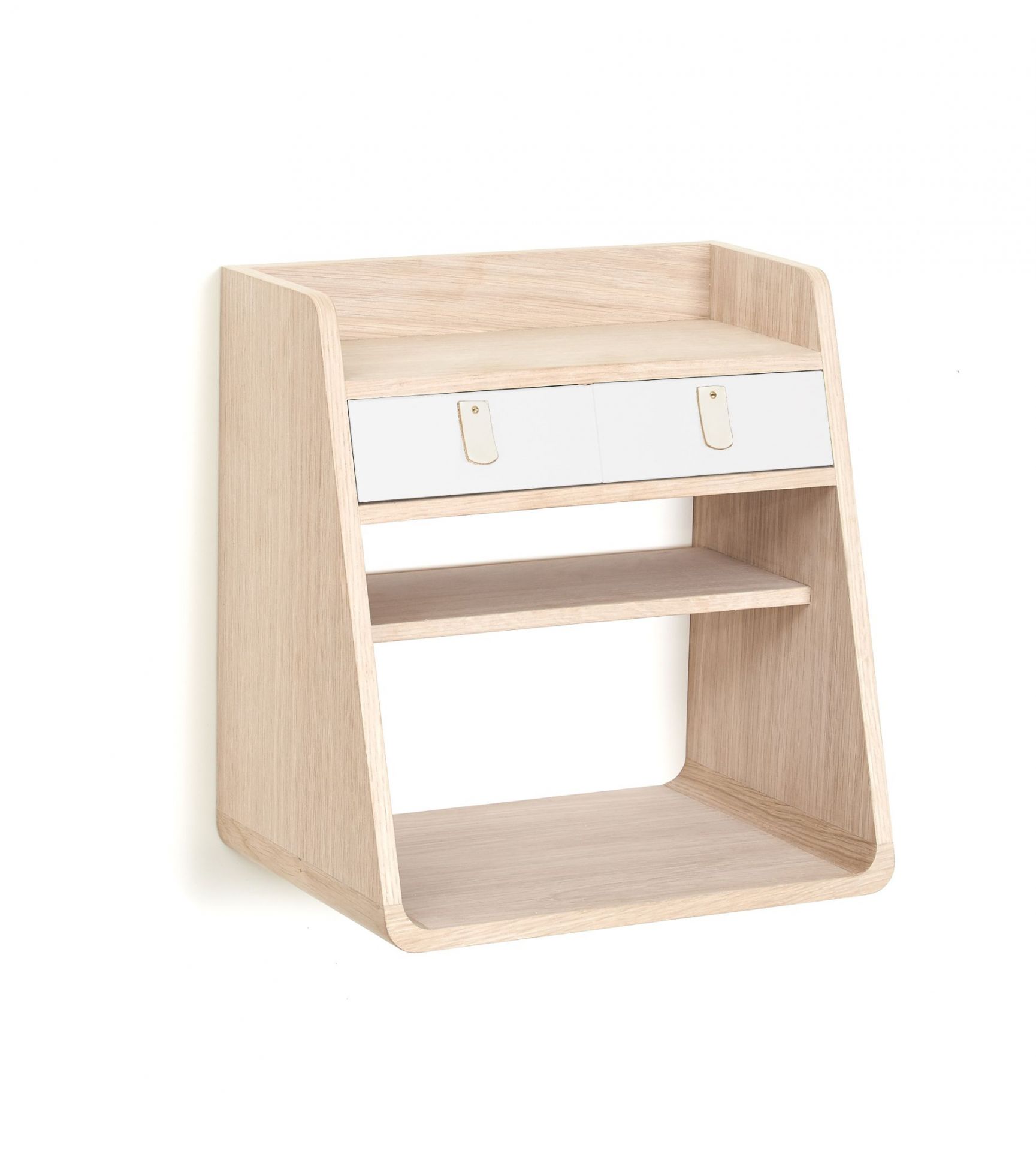 Suzon Wandschrank von Hartô in Eiche und Weiß mit zwei Schubladen und Regalböden.