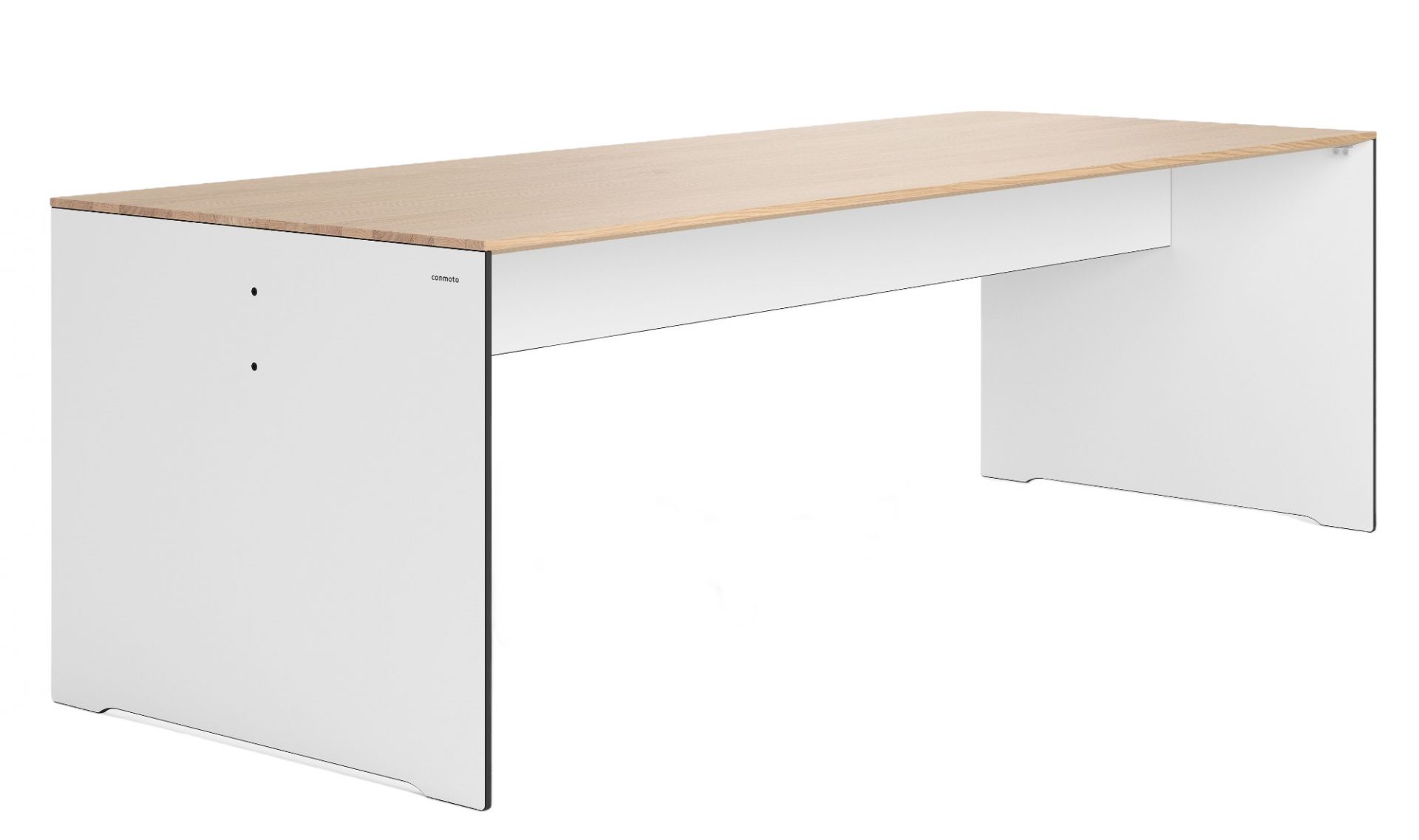 Riva Tisch von Conmoto: Moderner Schreibtisch mit heller Holzplatte und weißen Seitenteilen für das Büro.