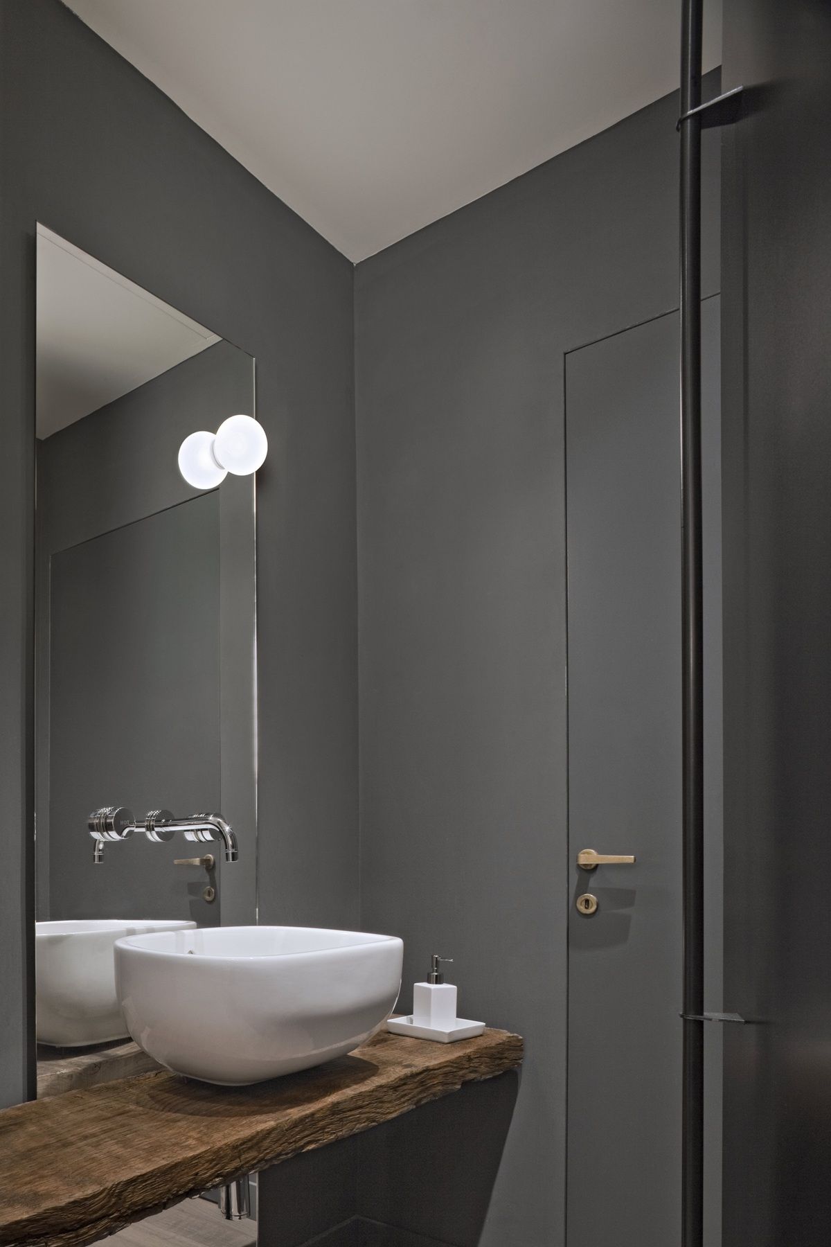 Mini Glo Ball wandlamp / plafondlamp van Flos