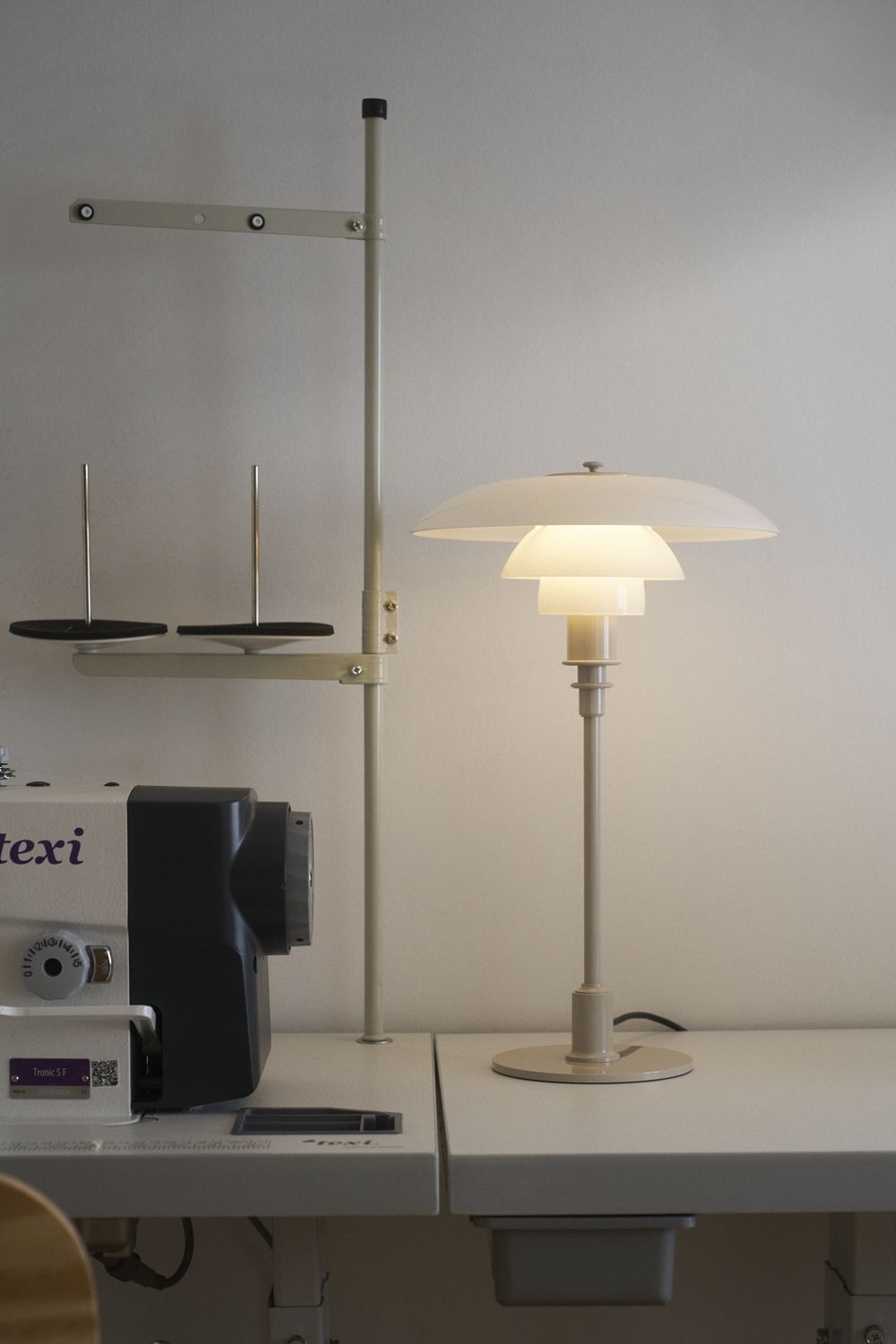 PH 3/2 Table lamp Tafellamp Glossy Louis Poulsen