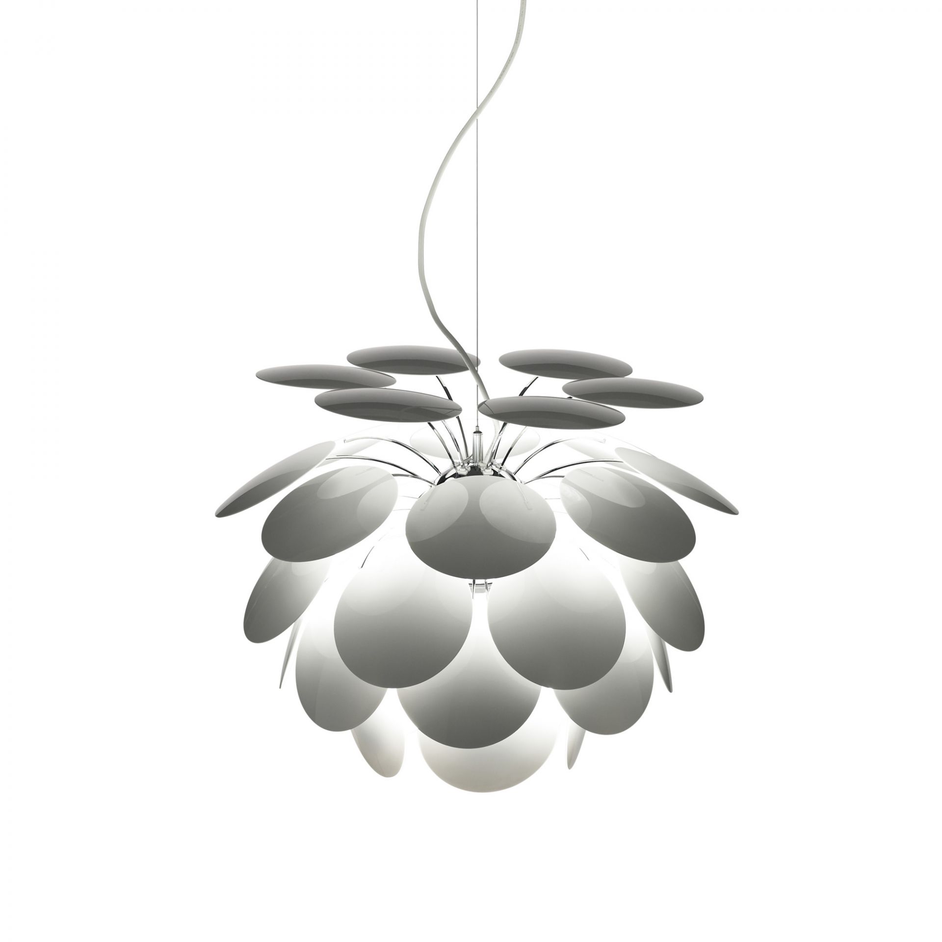 Weiße Discocó Pendelleuchte von Marset: Moderne LED-Lampe mit runden, überlappenden Schirmen.