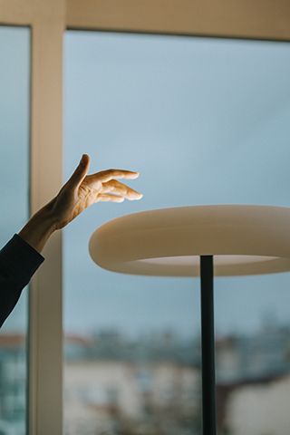 Oto staande lamp met ronde voet Belux 