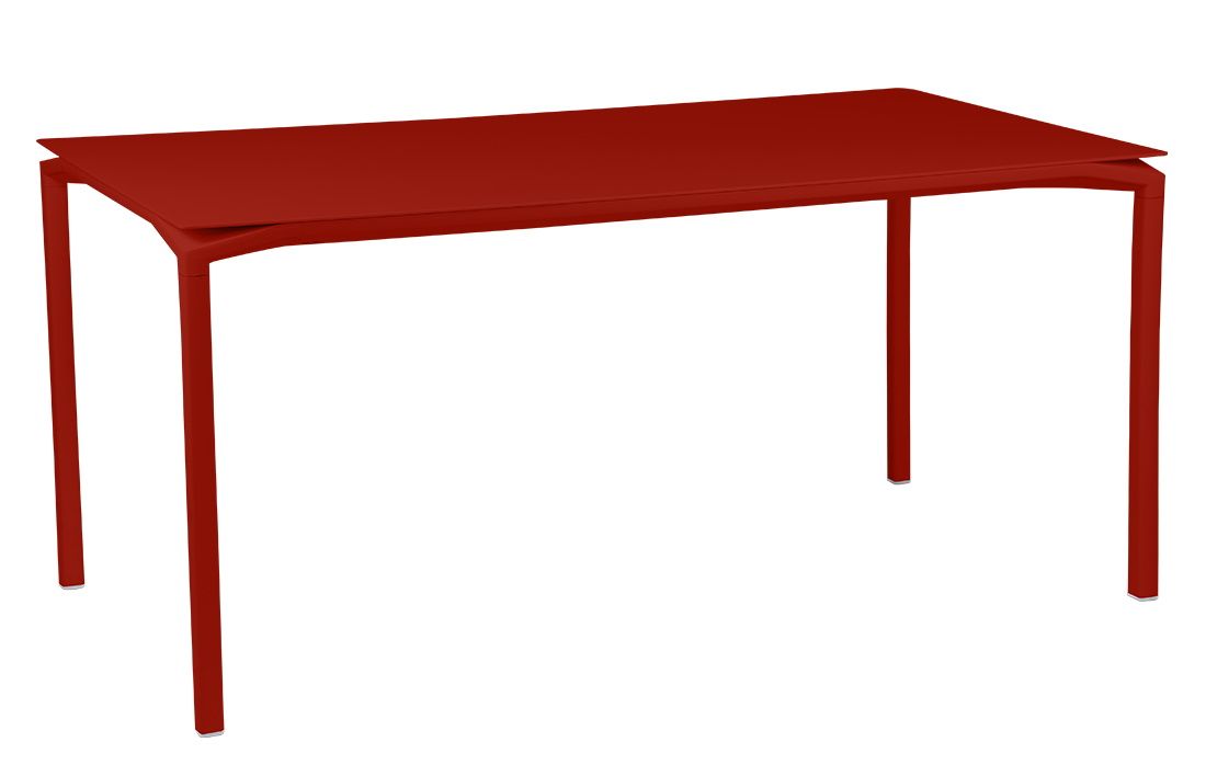 Roter Calvi Tisch von Fermob für den Außenbereich, moderner Gartentisch aus Metall.