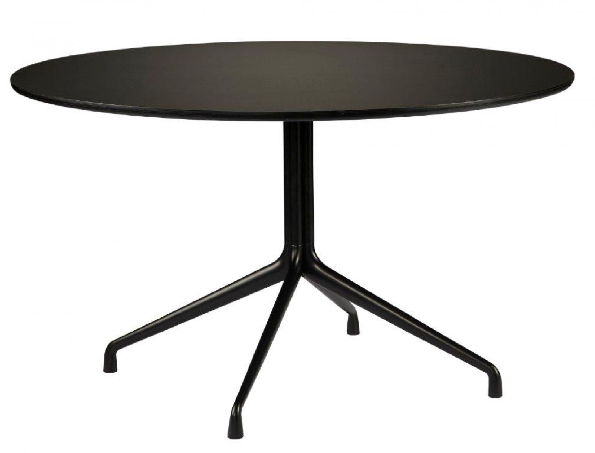 Schwarzer, runder About A Table AAT Tisch von Hay mit filigranem, dreibeinigem Untergestell.