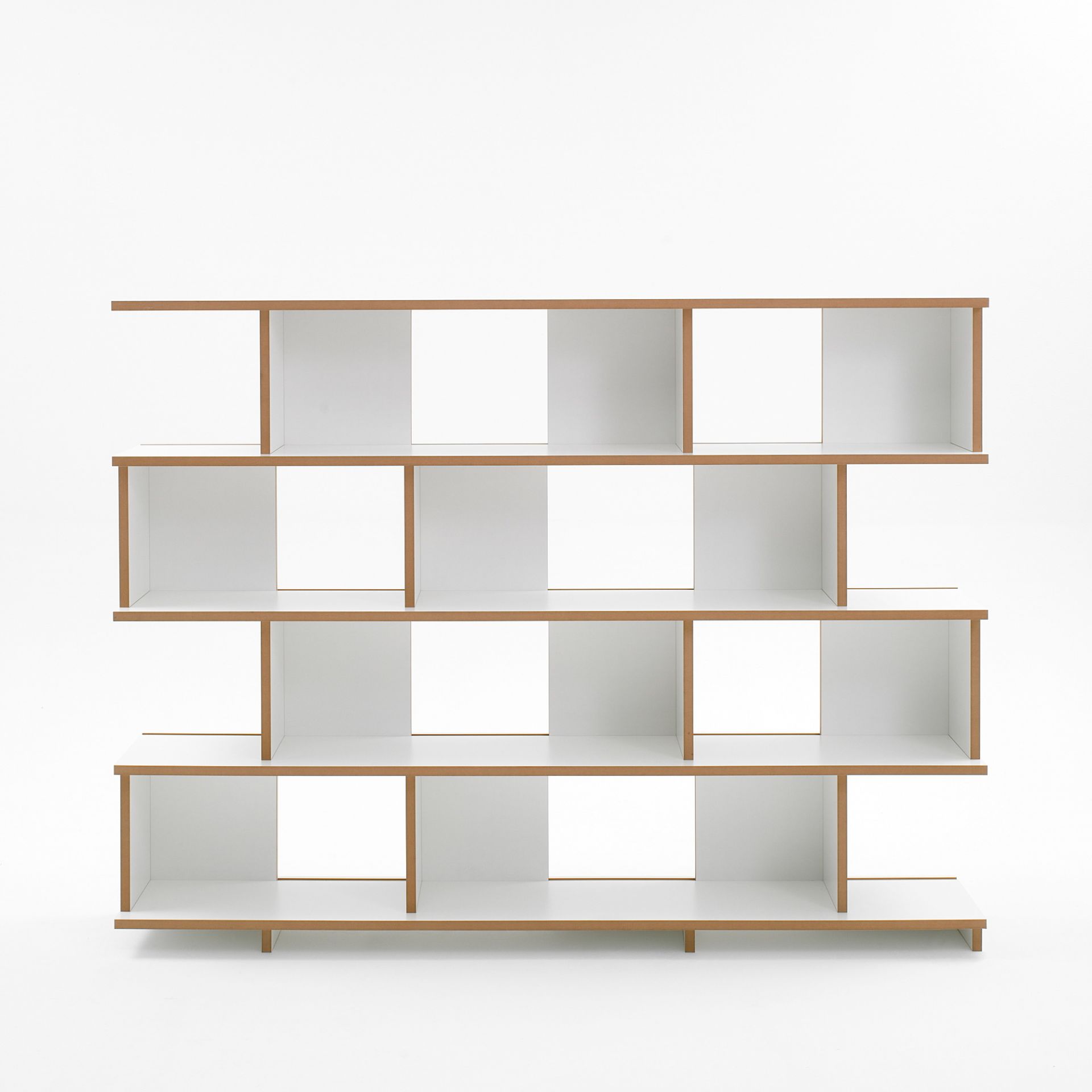 Tojo Stell Regal Grundmodul 160: Weißes, modernes Bücherregal mit Holzrahmen und quadratischen Fächern.