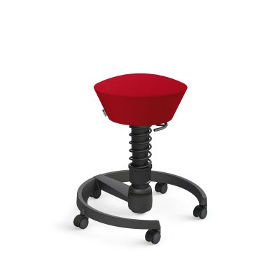 Roter Swopper Hocker mit Rollen, dynamisches Sitzen für Ergonomie am Arbeitsplatz.
