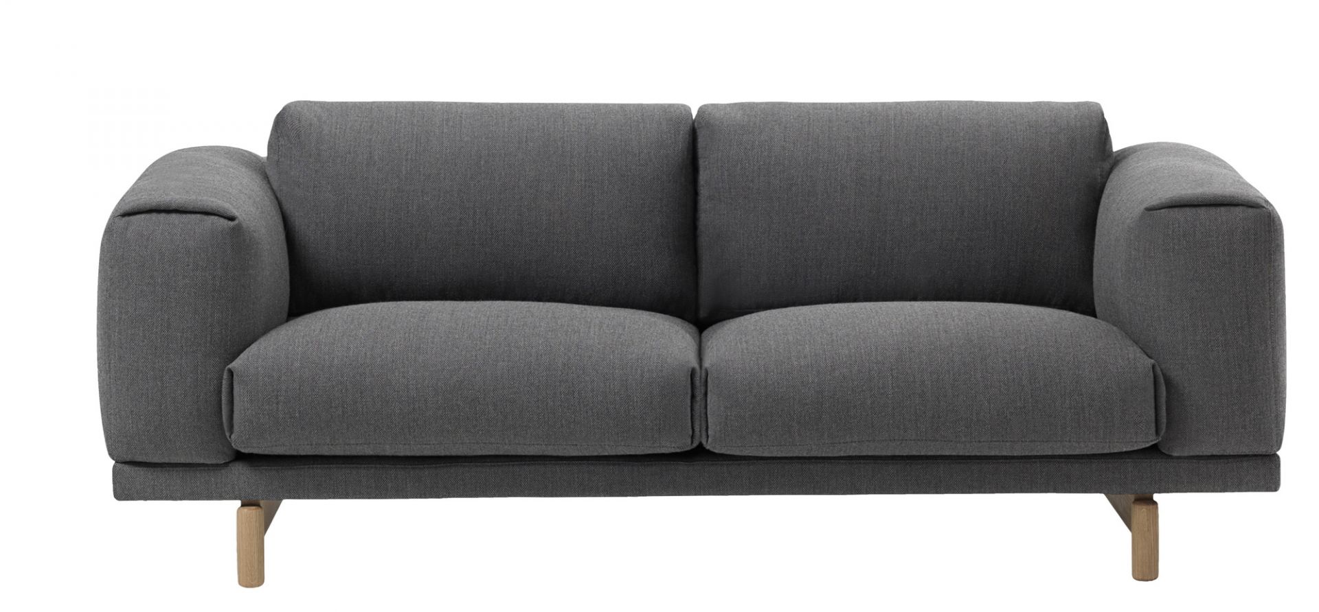 Graues Muuto Rest Sofa, ein modernes 2-Sitzer Sofa mit minimalistischem Design und hellen Holzfüßen.