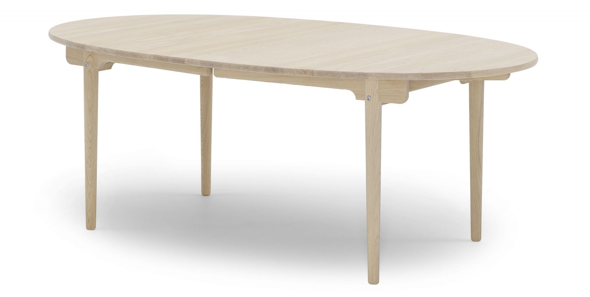 CH338 Ovaler Esstisch aus Eiche von Carl Hansen & Søn, ausziehbar und hell.