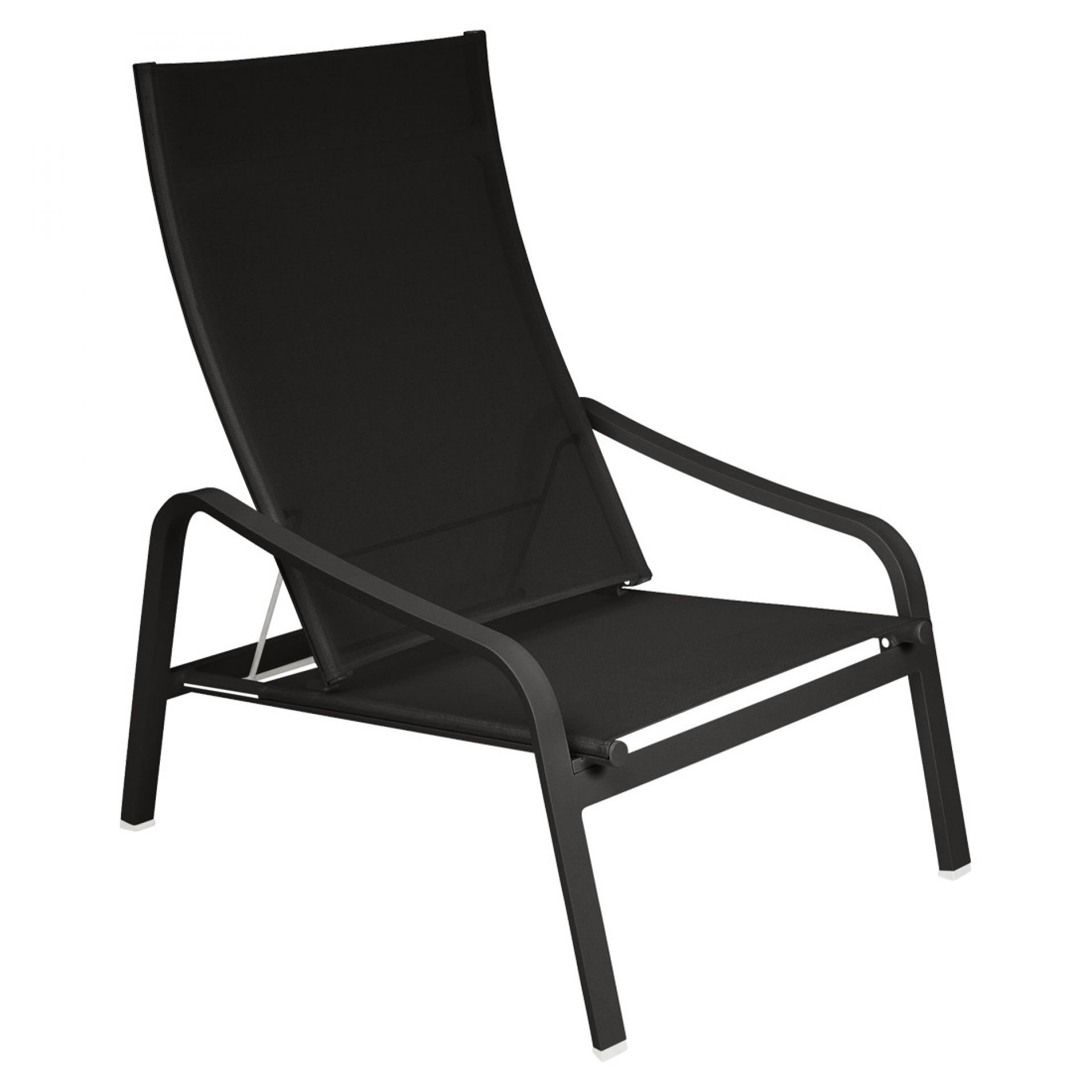 Schwarzer Alizé Sessel von Fermob: Moderner, niedriger Gartensessel mit Textilbespannung und Metallgestell.